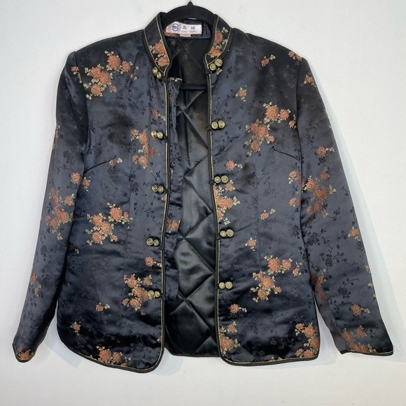 Asian floral satiny jacket - Picture 1 of 10
